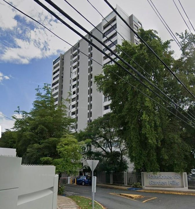 For Rent: $3,000 (2 beds, 2 baths, 1054 Square Feet)