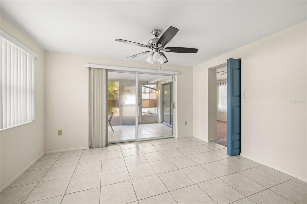 Activo con contrato: $250,000 (2 camas, 1 baños, 1295 Pies cuadrados)