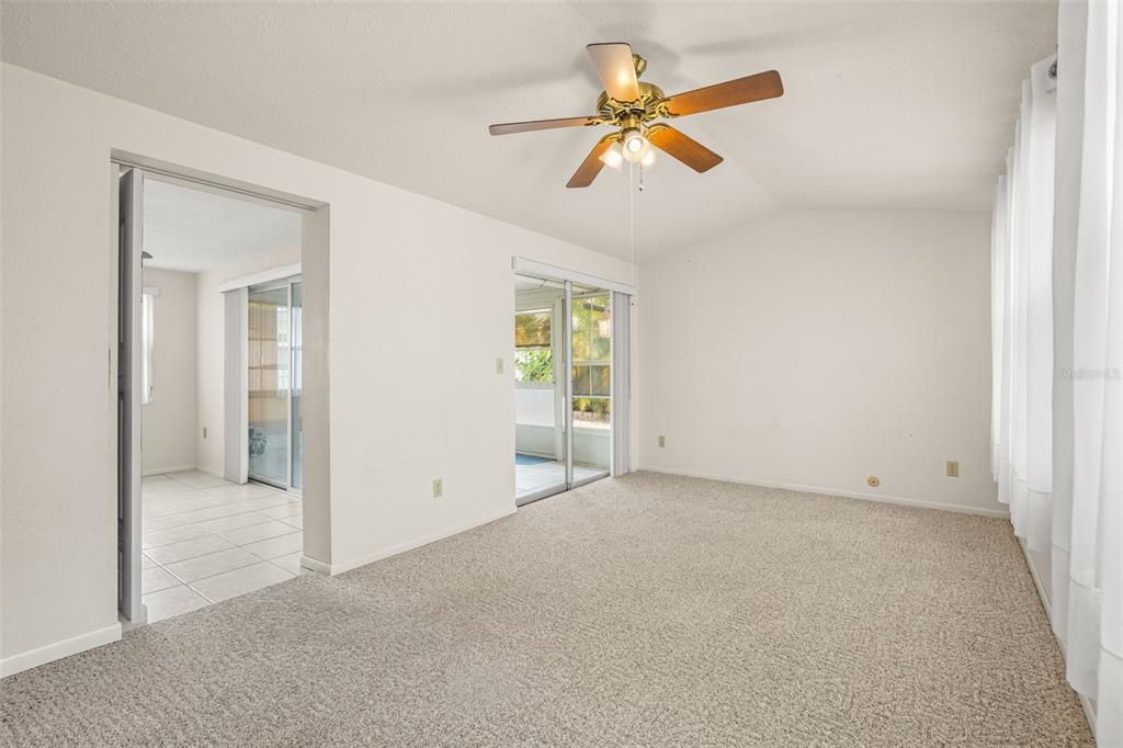 Activo con contrato: $250,000 (2 camas, 1 baños, 1295 Pies cuadrados)