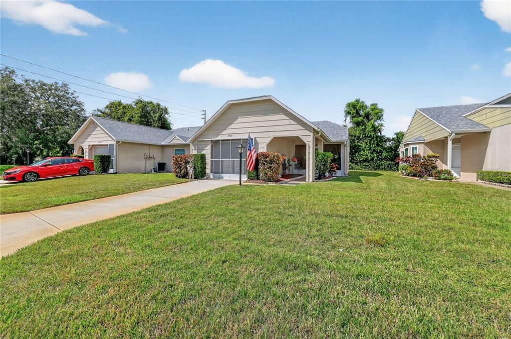 For Sale: $219,900 (2 beds, 2 baths, 1135 Square Feet)