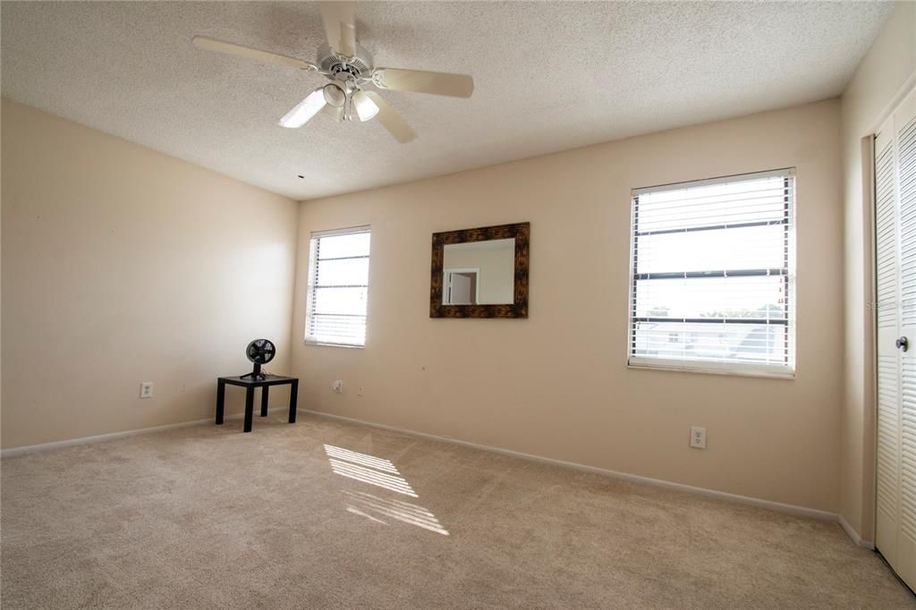 Active With Contract: $229,000 (2 beds, 2 baths, 1314 Square Feet)