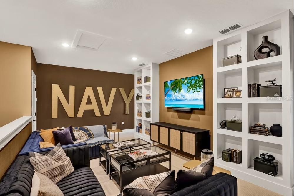 Active With Contract: $552,564 (4 beds, 3 baths, 3229 Square Feet)