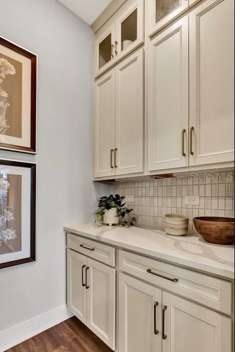 Active With Contract: $552,564 (4 beds, 3 baths, 3229 Square Feet)