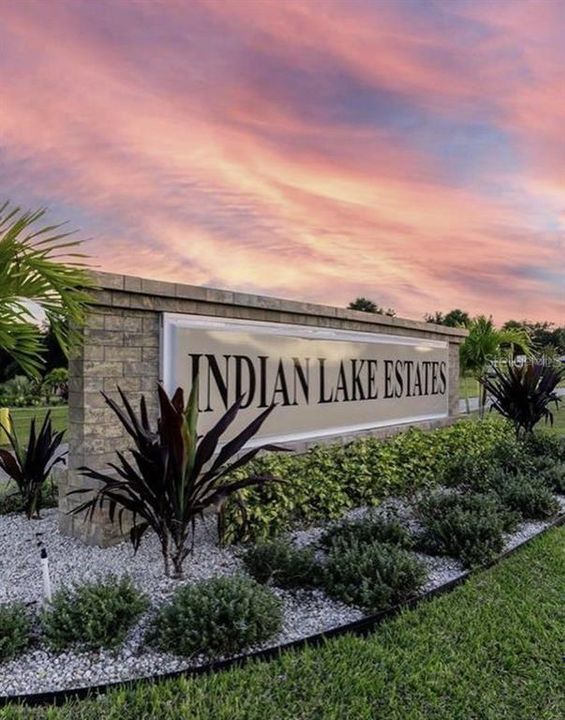 待售: $17,500 (0.50 acres)