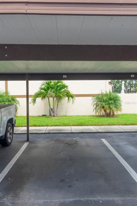 Active With Contract: $1,450 (2 beds, 1 baths, 1015 Square Feet)