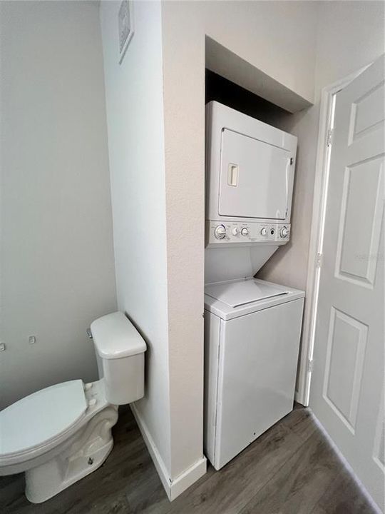 待售: $199,000 (1 贝兹, 1 浴室, 535 平方英尺)