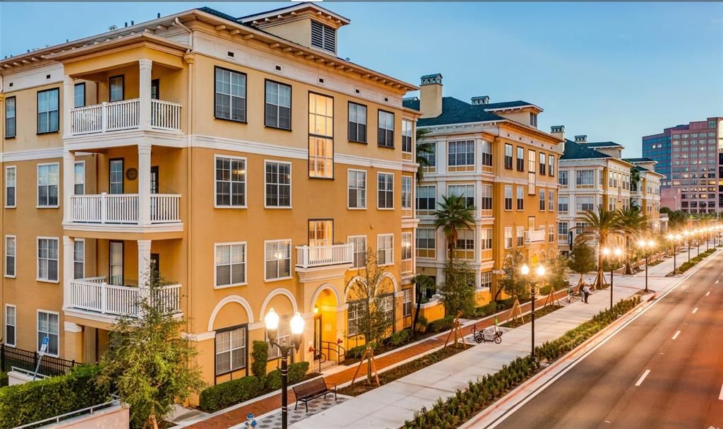 待售: $199,000 (1 贝兹, 1 浴室, 535 平方英尺)