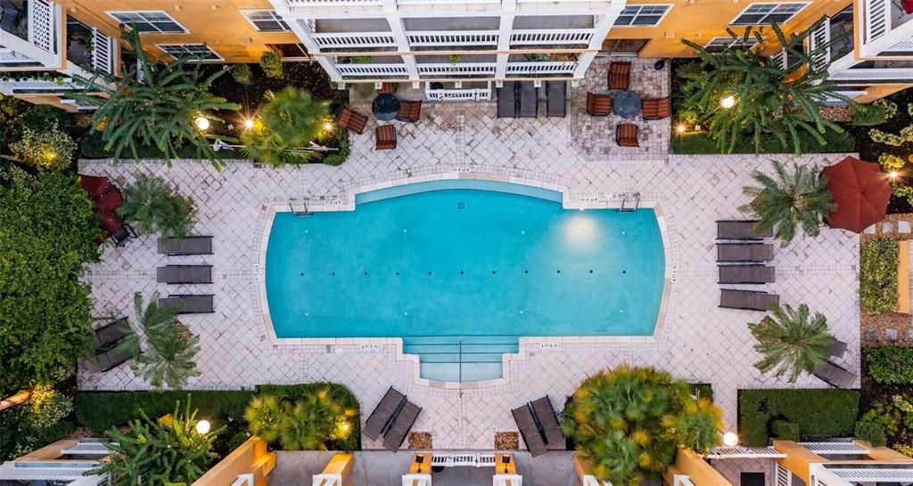 待售: $199,000 (1 贝兹, 1 浴室, 535 平方英尺)