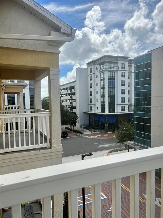 待售: $199,000 (1 贝兹, 1 浴室, 535 平方英尺)