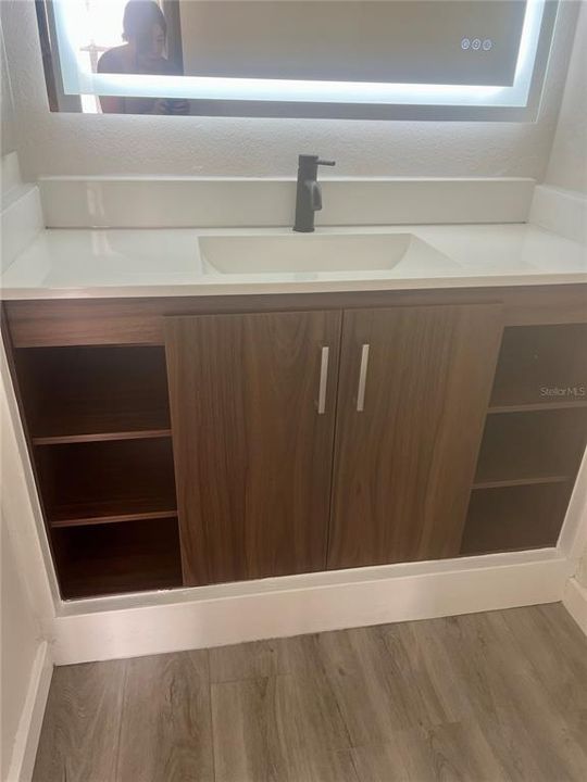 待售: $199,000 (1 贝兹, 1 浴室, 535 平方英尺)