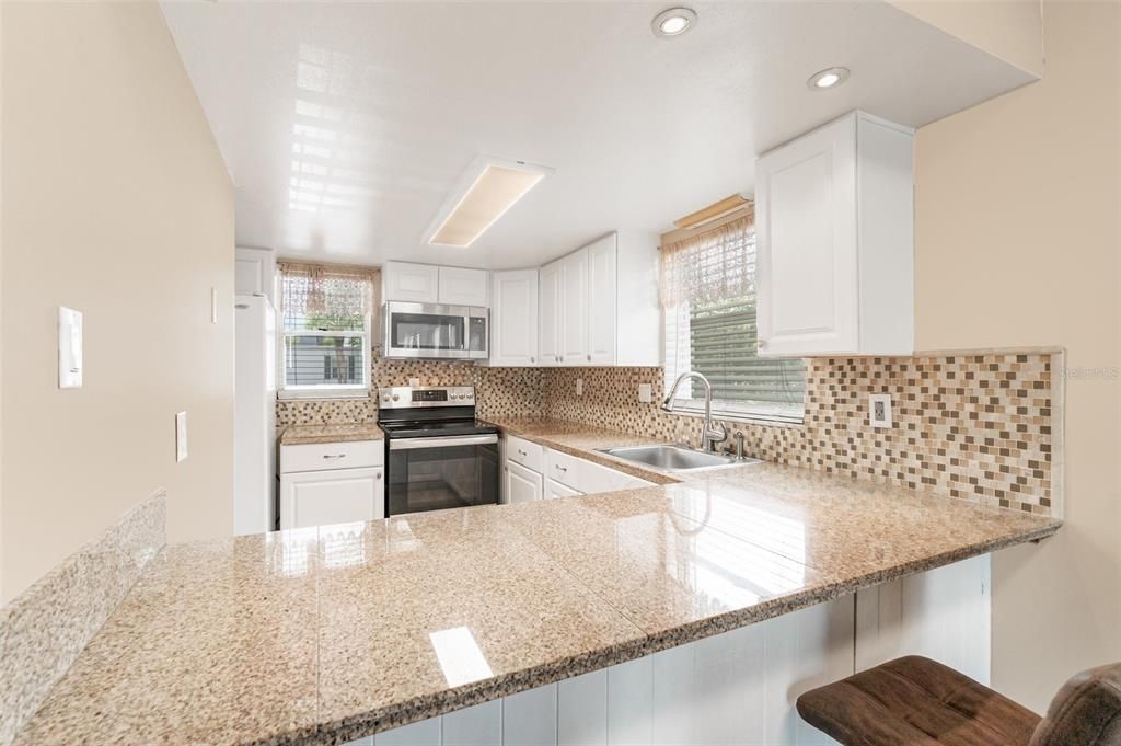 Activo con contrato: $145,000 (2 camas, 2 baños, 1034 Pies cuadrados)