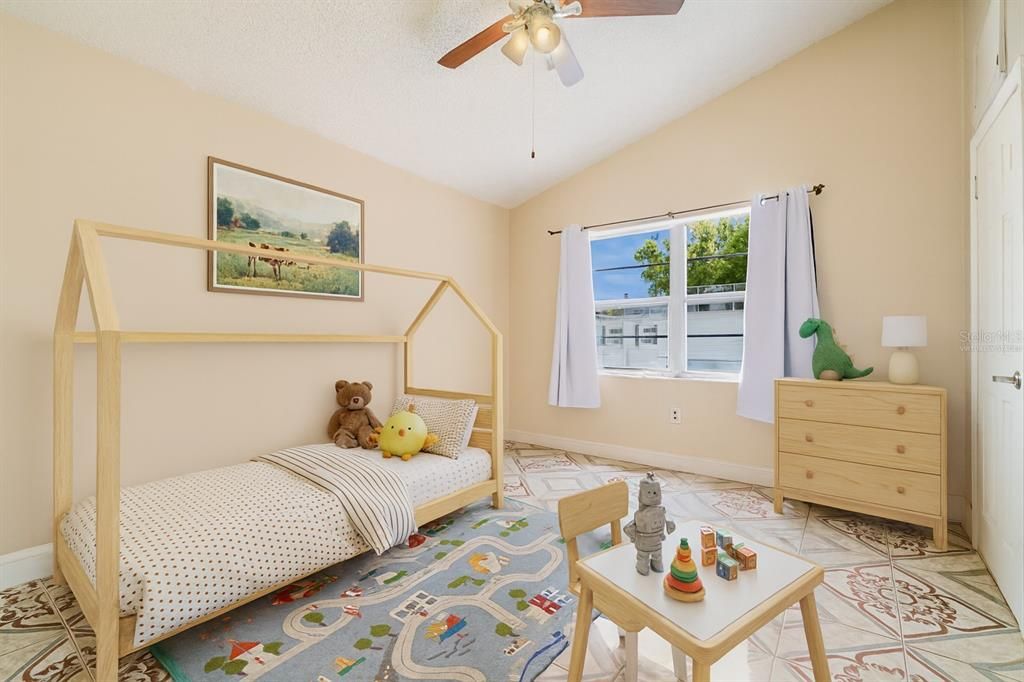 Activo con contrato: $145,000 (2 camas, 2 baños, 1034 Pies cuadrados)