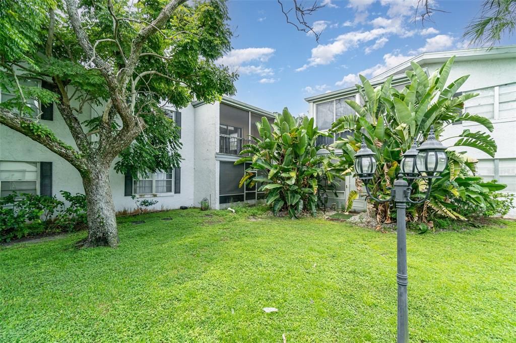 Activo con contrato: $145,000 (2 camas, 2 baños, 1034 Pies cuadrados)