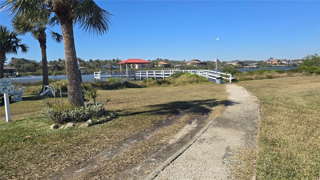 待售: $239,000 (2 贝兹, 2 浴室, 1532 平方英尺)