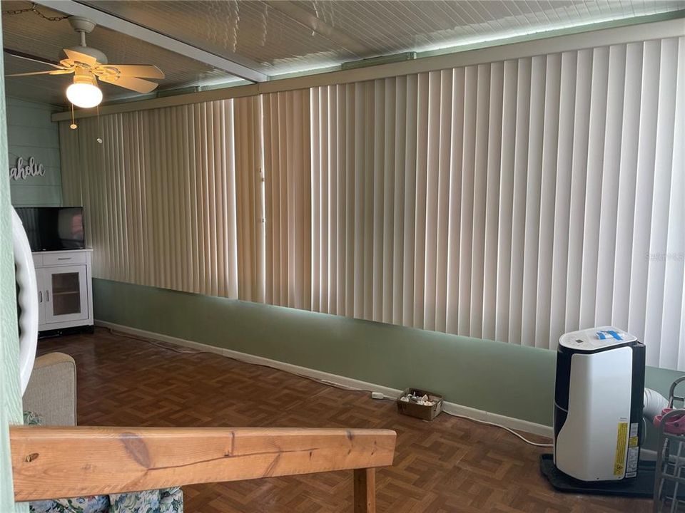 待售: $239,000 (2 贝兹, 2 浴室, 1532 平方英尺)