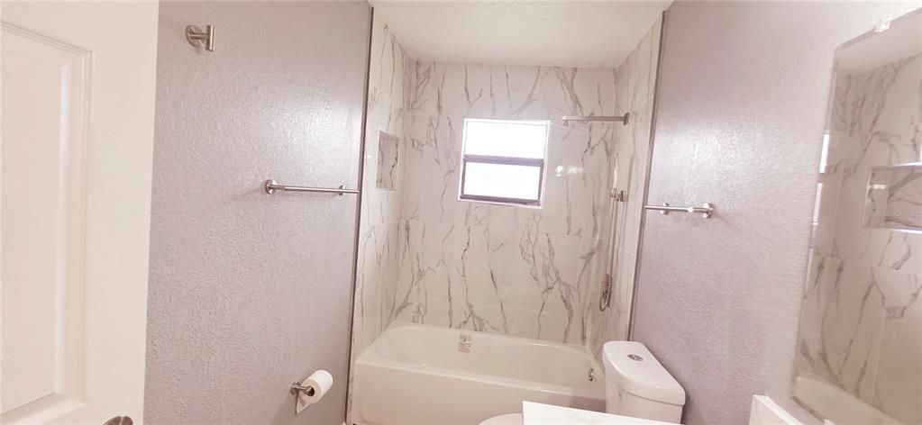 Active With Contract: $270,000 (3 beds, 2 baths, 1182 Square Feet)