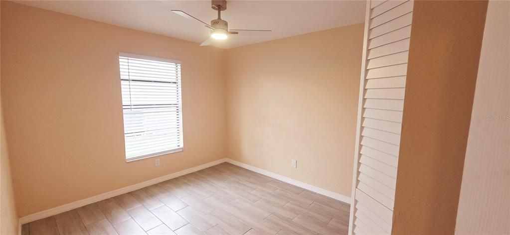 Active With Contract: $270,000 (3 beds, 2 baths, 1182 Square Feet)