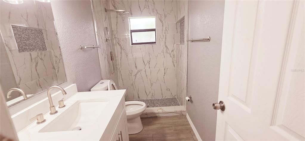 Active With Contract: $270,000 (3 beds, 2 baths, 1182 Square Feet)