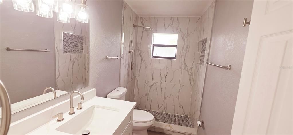 Active With Contract: $270,000 (3 beds, 2 baths, 1182 Square Feet)