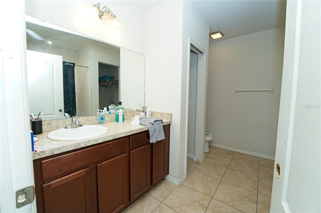 Под контрактом: $269,000 (3 спален, 2 ванн, 1431 Квадратных фут)