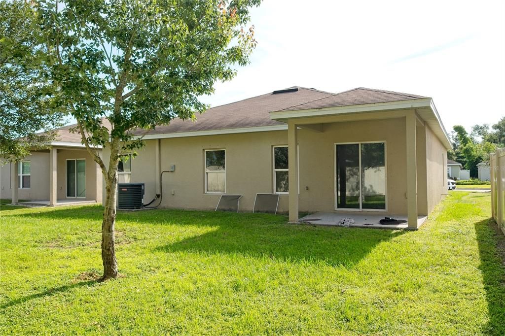 Под контрактом: $269,000 (3 спален, 2 ванн, 1431 Квадратных фут)