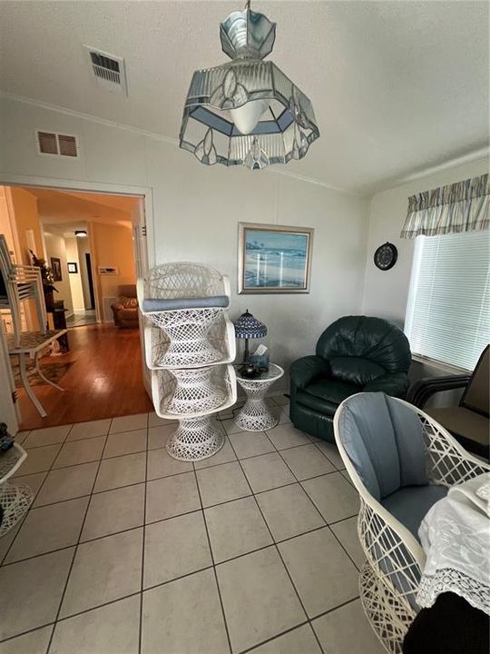 En Venta: $174,900 (2 camas, 2 baños, 1245 Pies cuadrados)