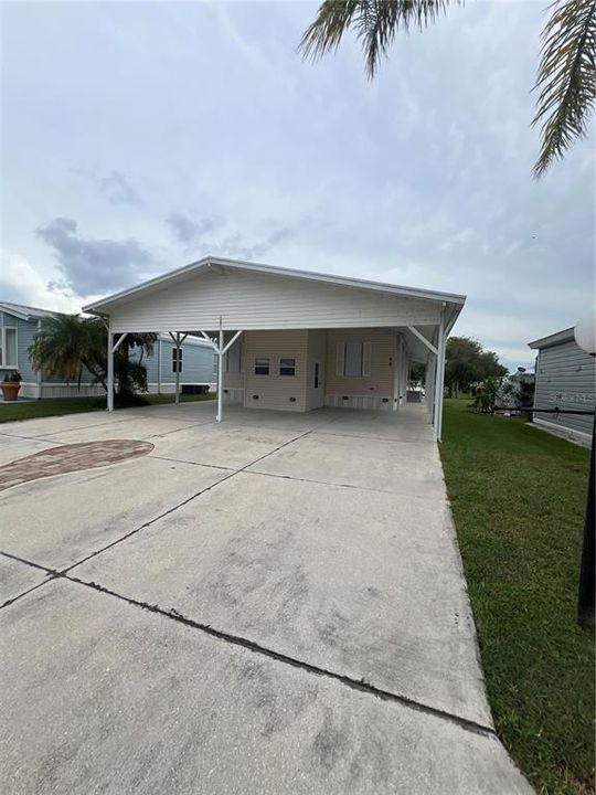 En Venta: $174,900 (2 camas, 2 baños, 1245 Pies cuadrados)