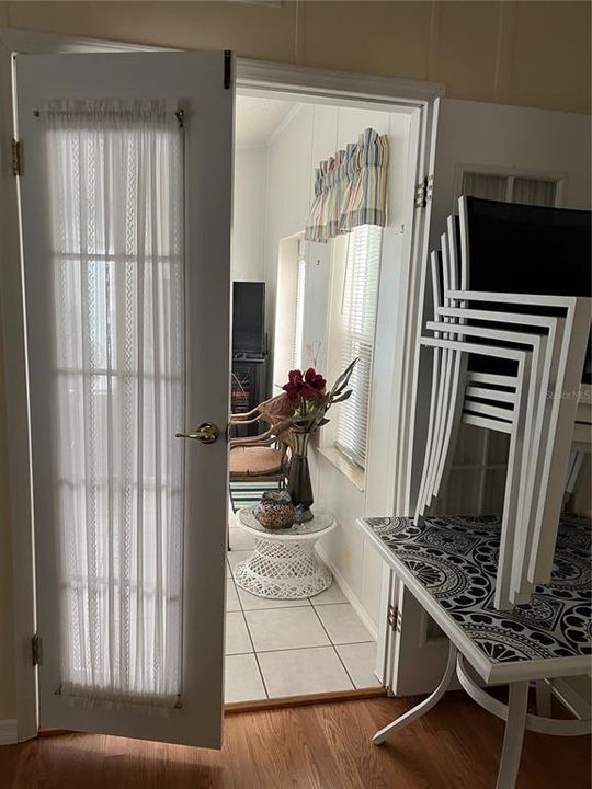 En Venta: $174,900 (2 camas, 2 baños, 1245 Pies cuadrados)