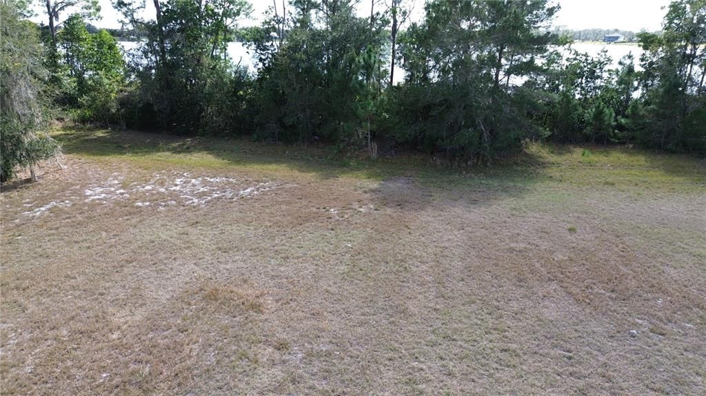 待售: $275,000 (1.56 acres)