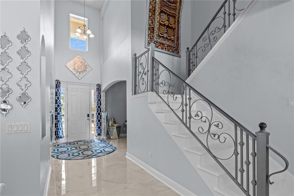 For Sale: $899,950 (6 beds, 4 baths, 4857 Square Feet)