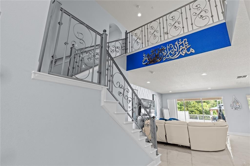 For Sale: $899,950 (6 beds, 4 baths, 4857 Square Feet)