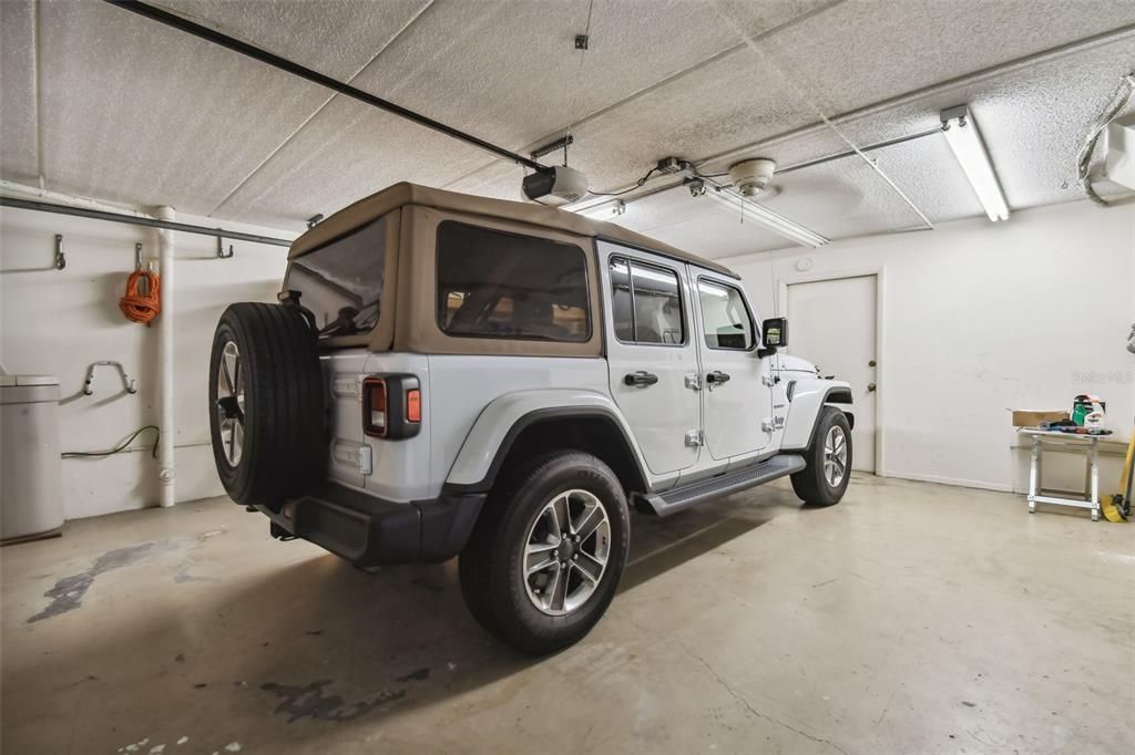 Activo con contrato: $2,600 (2 camas, 2 baños, 1728 Pies cuadrados)