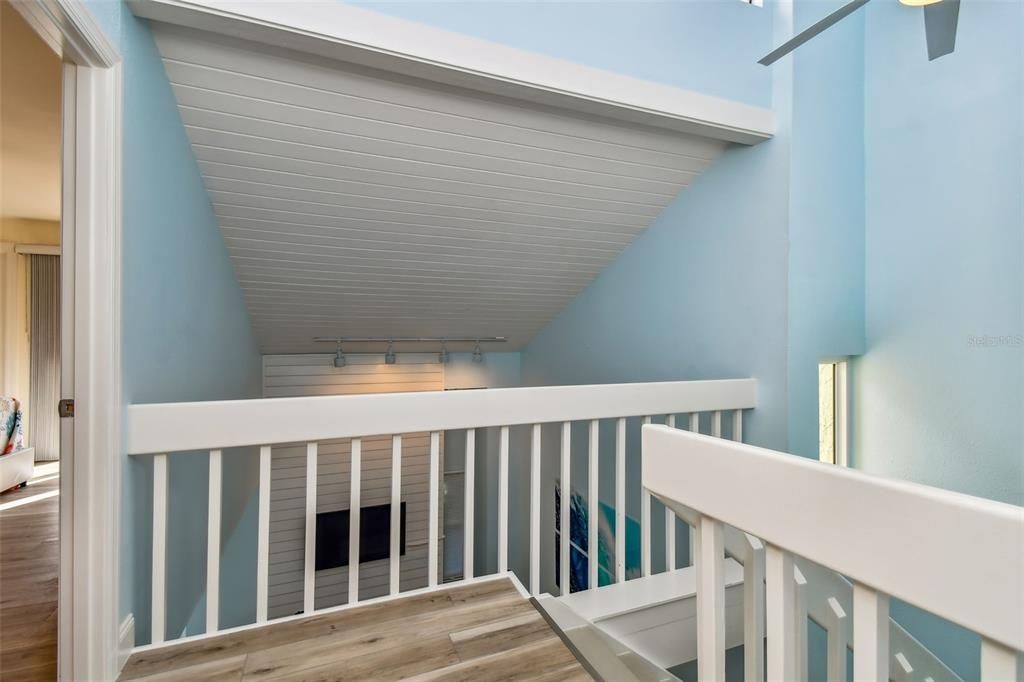 Activo con contrato: $2,600 (2 camas, 2 baños, 1728 Pies cuadrados)