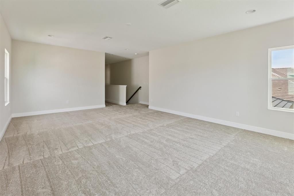 На продажу: $1,099,990 (5 спален, 4 ванн, 3861 Квадратных фут)