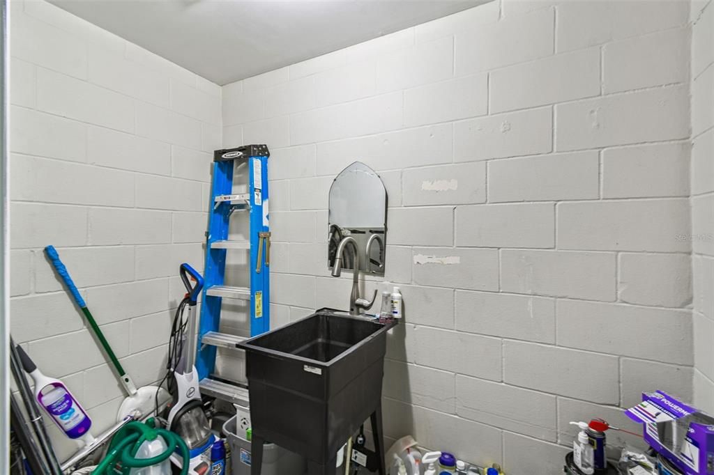 For Sale: $650,000 (0 beds, 0 baths, 1728 Square Feet)