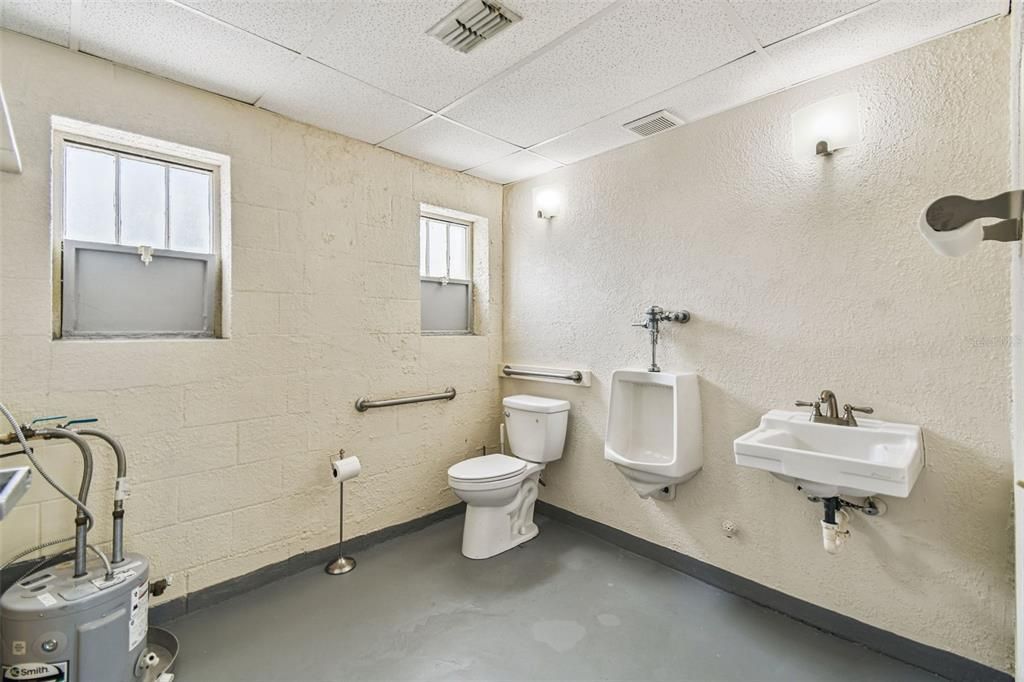 For Sale: $650,000 (0 beds, 0 baths, 1728 Square Feet)