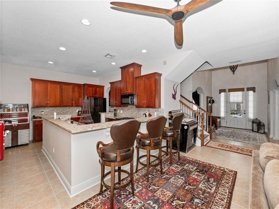 待售: $850,000 (5 贝兹, 4 浴室, 4847 平方英尺)