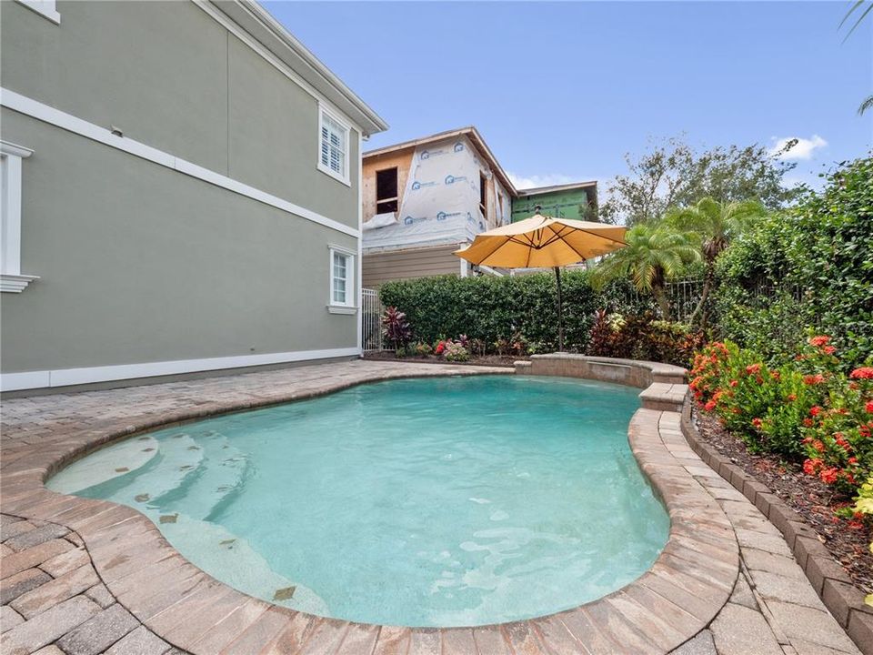 待售: $850,000 (5 贝兹, 4 浴室, 4847 平方英尺)