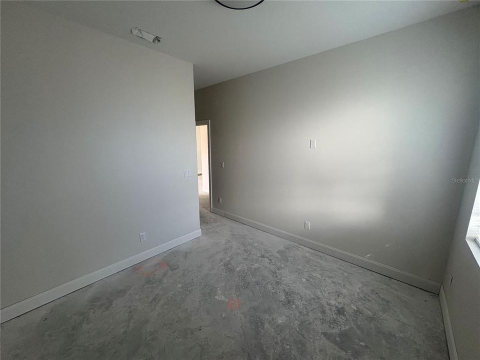 Под контрактом: $344,000 (3 спален, 2 ванн, 1419 Квадратных фут)