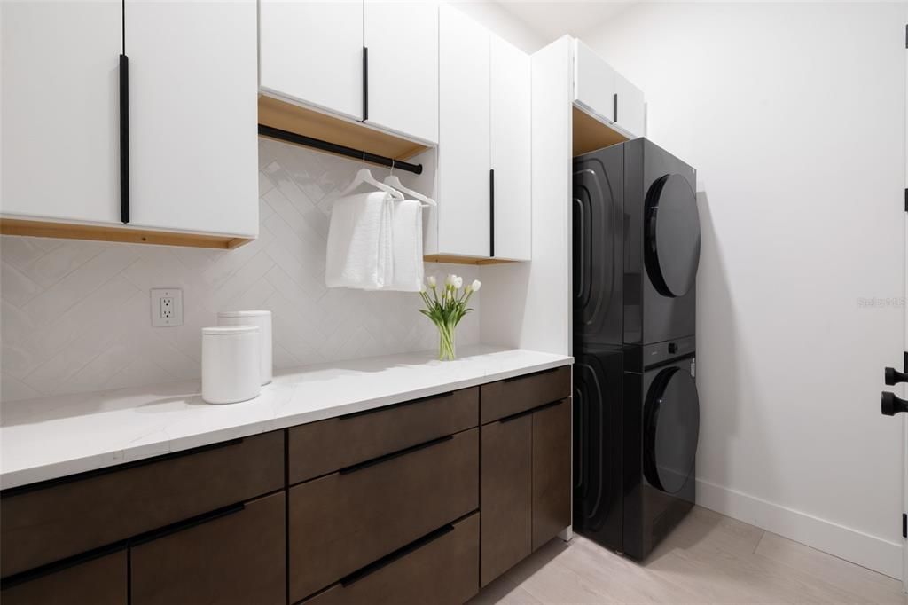 На продажу: $720,000 (3 спален, 2 ванн, 1786 Квадратных фут)