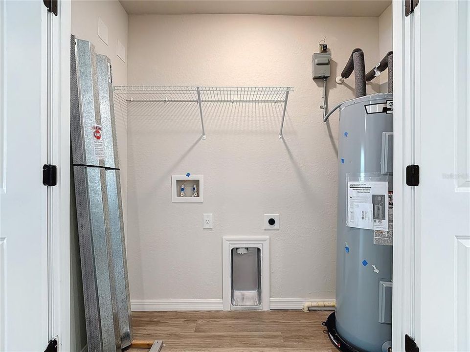 待售: $542,400 (4 贝兹, 0 浴室, 2254 平方英尺)