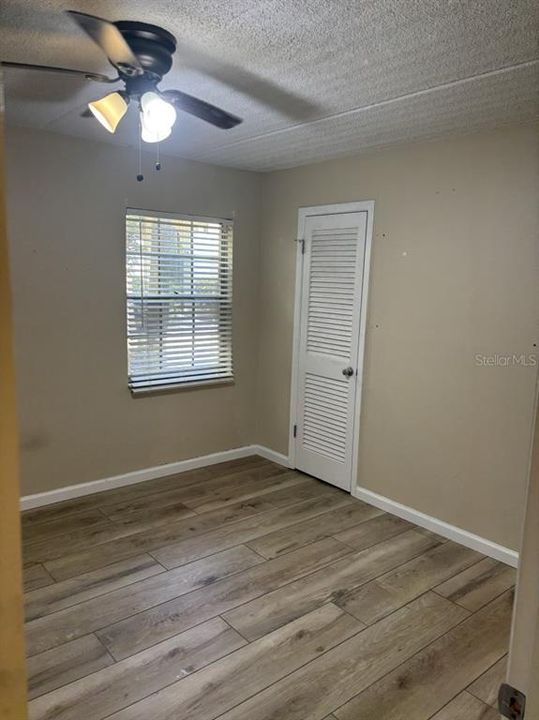 待售: $210,000 (2 贝兹, 1 浴室, 864 平方英尺)