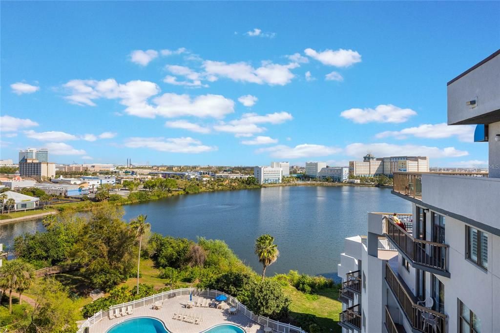 Activo con contrato: $165,000 (1 camas, 1 baños, 408 Pies cuadrados)