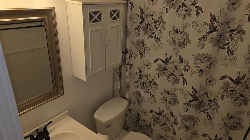 Active With Contract: $219,000 (3 beds, 2 baths, 1216 Square Feet)