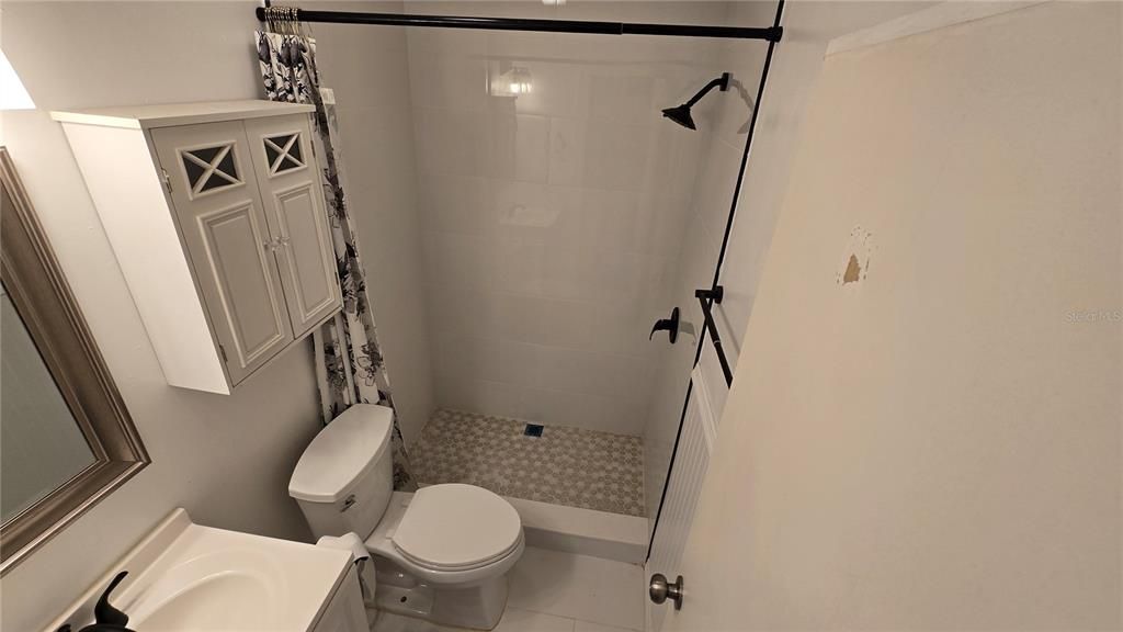 Active With Contract: $219,000 (3 beds, 2 baths, 1216 Square Feet)