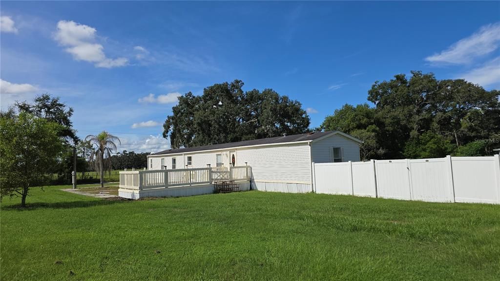 Active With Contract: $219,000 (3 beds, 2 baths, 1216 Square Feet)