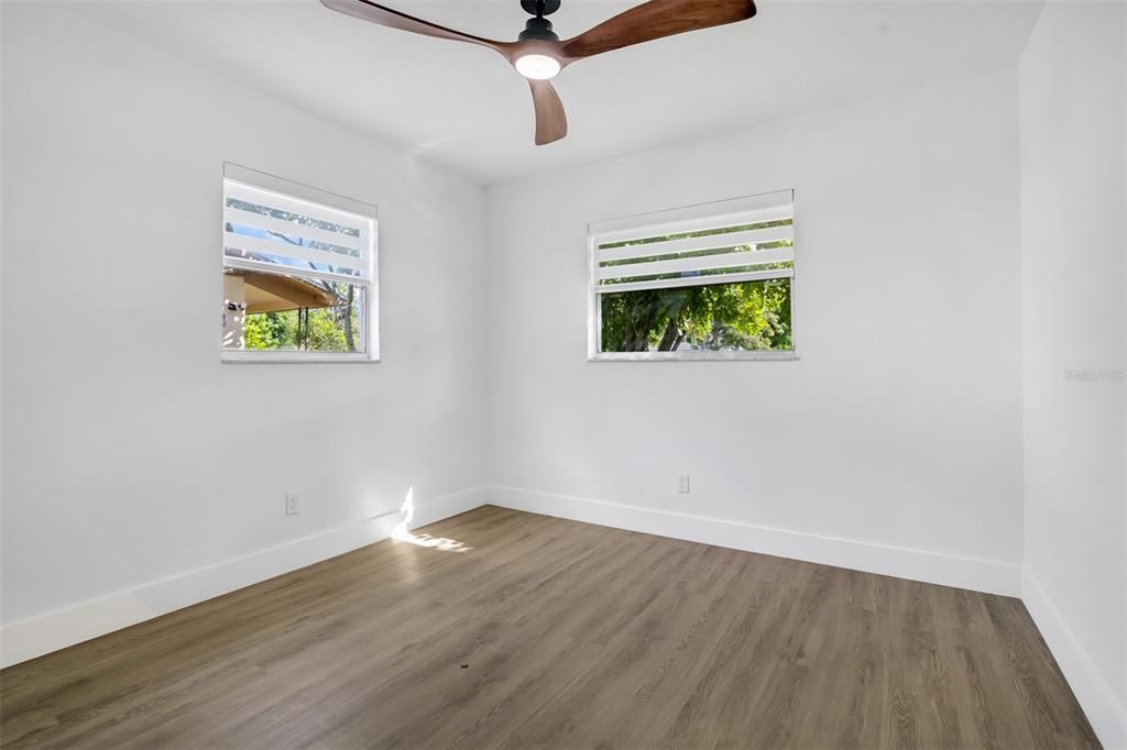 Activo con contrato: $2,850 (3 camas, 2 baños, 1186 Pies cuadrados)