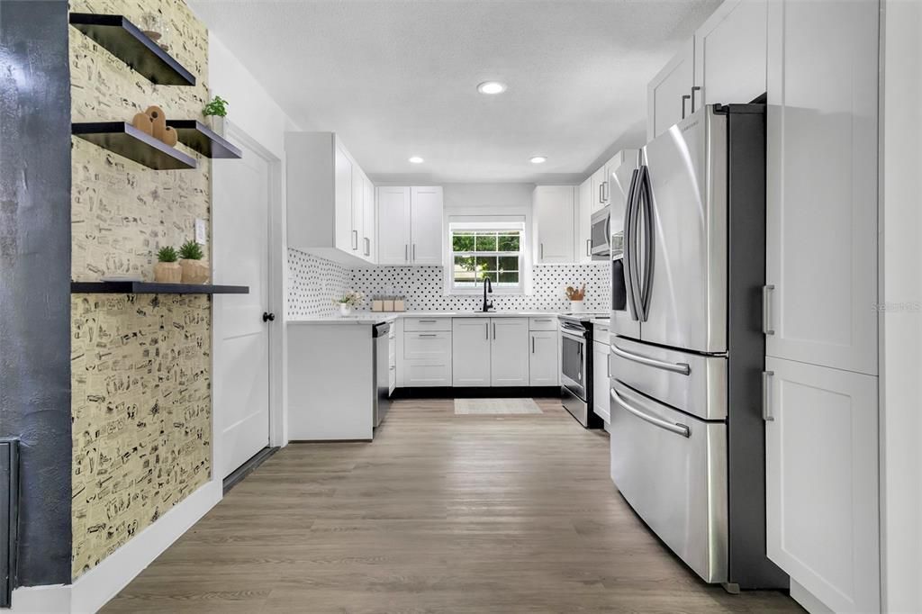 Activo con contrato: $2,850 (3 camas, 2 baños, 1186 Pies cuadrados)