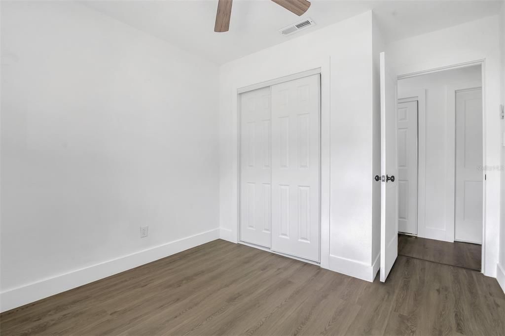 Activo con contrato: $2,850 (3 camas, 2 baños, 1186 Pies cuadrados)