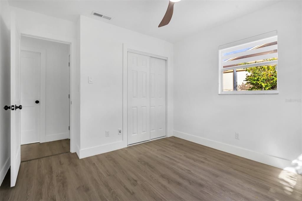 Activo con contrato: $2,850 (3 camas, 2 baños, 1186 Pies cuadrados)